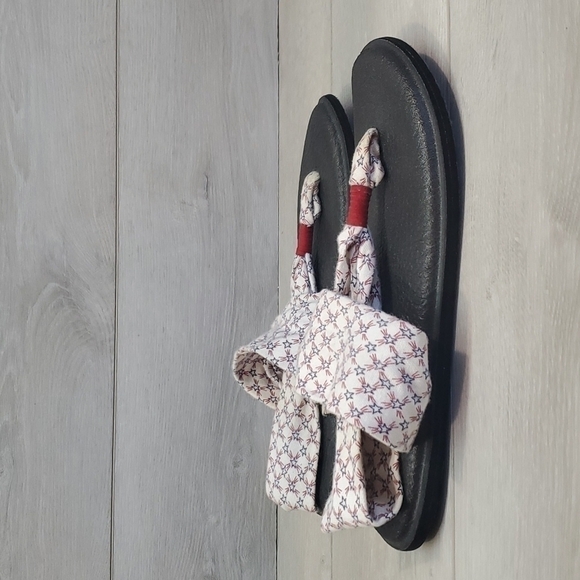 Sanuk Women Yoga Flip Flop Comfort Sandals Flats shoes sz 8 - Picture 2 of 9